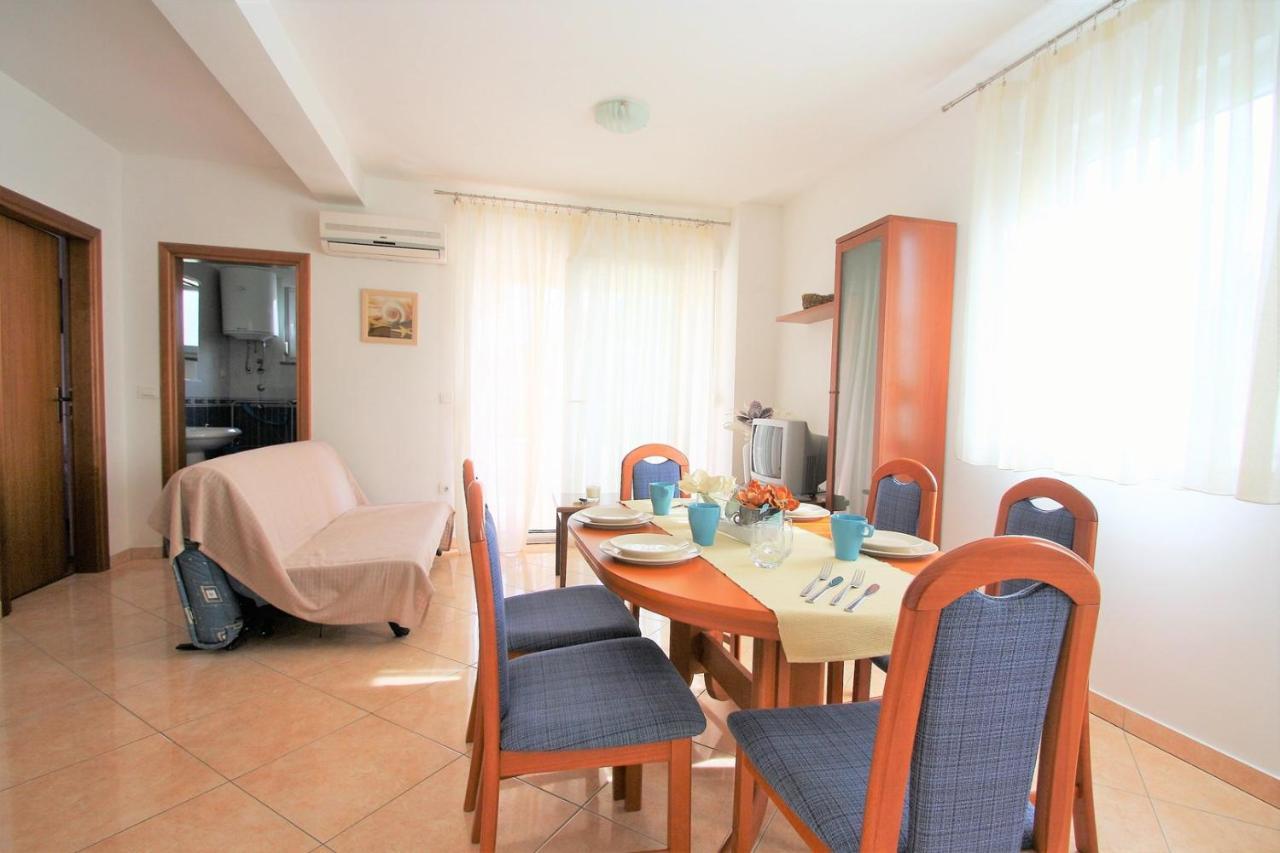 Apartment Mendikovic Porec Ngoại thất bức ảnh