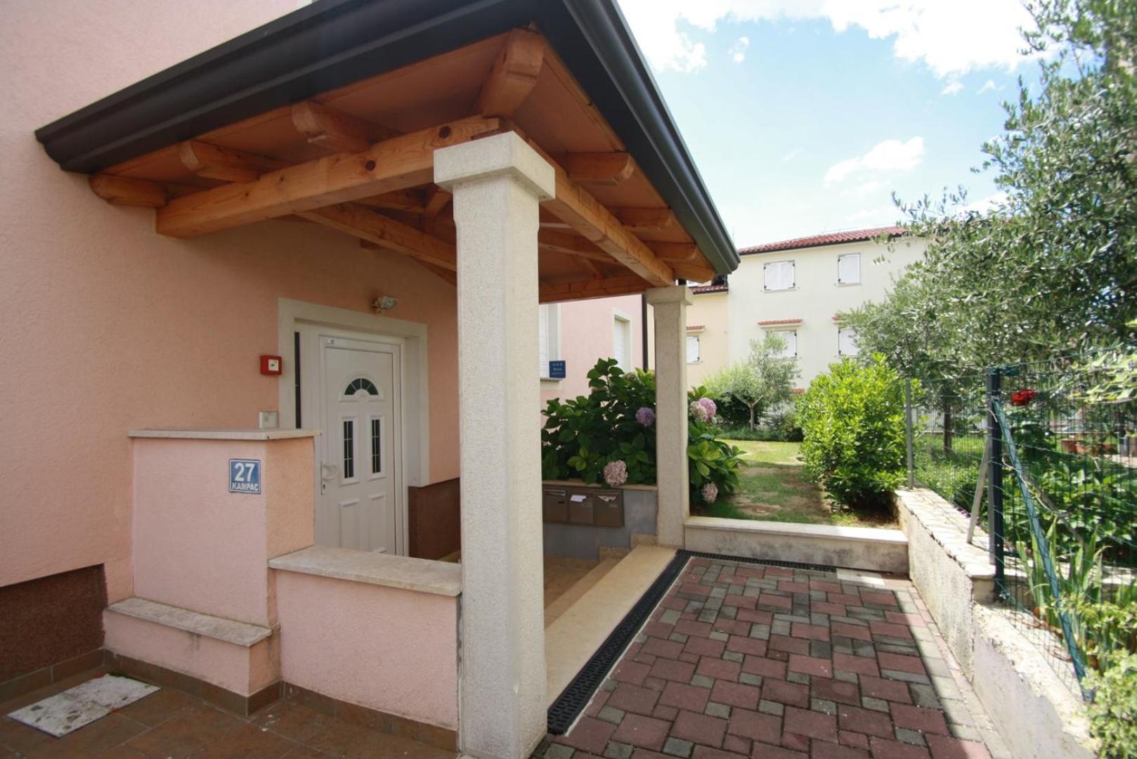 Apartment Mendikovic Porec Ngoại thất bức ảnh